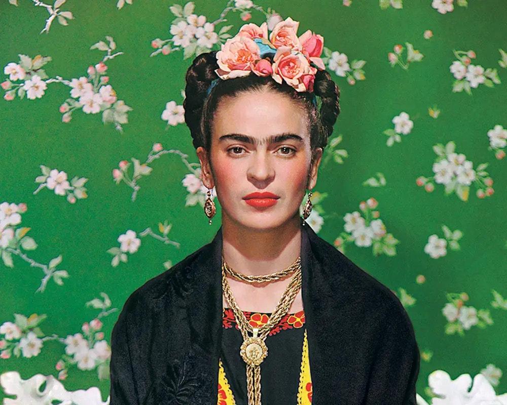 frida-kahlonun-gunlukleri-sergisi