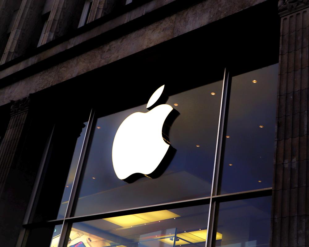 Apple'dan Yapay Zekaya Yılda 1 Milyar Dolar