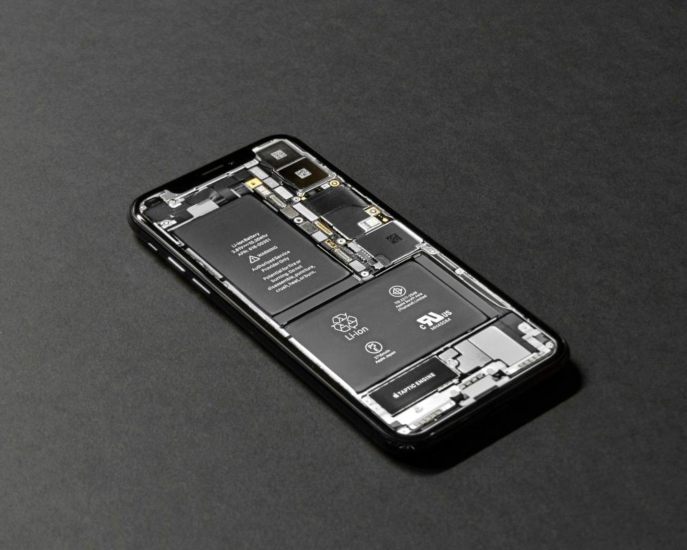 Apple iPhone 16 Modellerinde Kullandığı Bataryaları Değiştirmek Zorunda