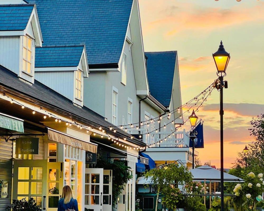 İngiltere’nin Lüks Outlet Kasabası: Bicester Village